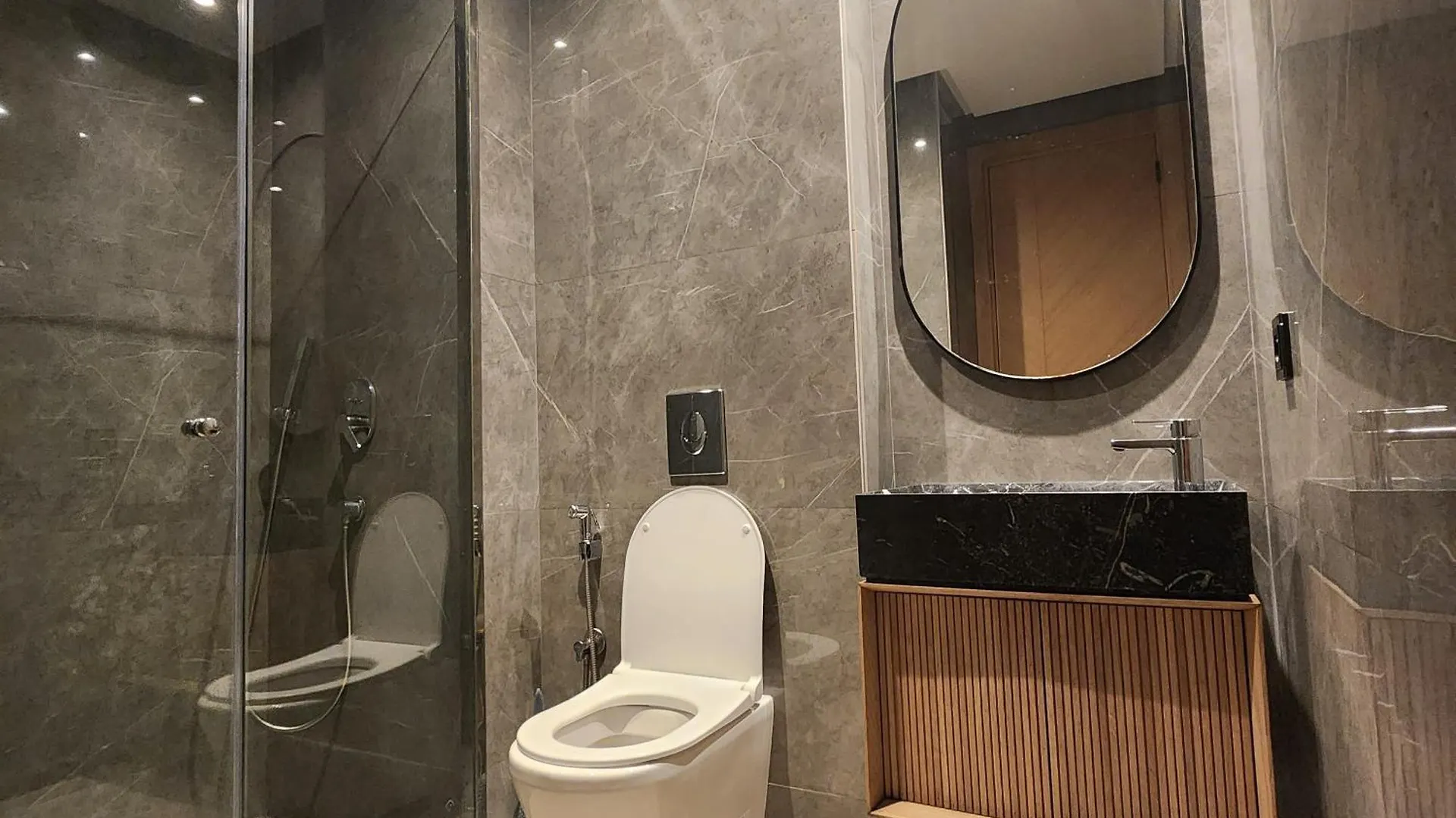 Appartement Spacieux Et Moderne Pres De Twin Center - Maarif Casablanca Morocco